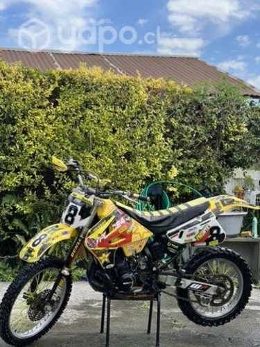 Suzuki rmx 2t 250 cc