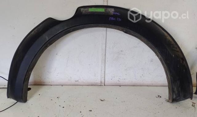 Moldura Pasa Rueda Tras Izq (MBC131) BT50 2019