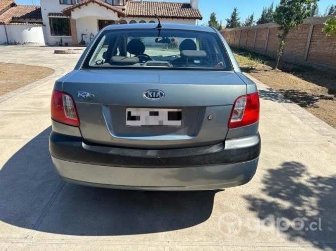 Oportunidad venta auto Kia precio conversable