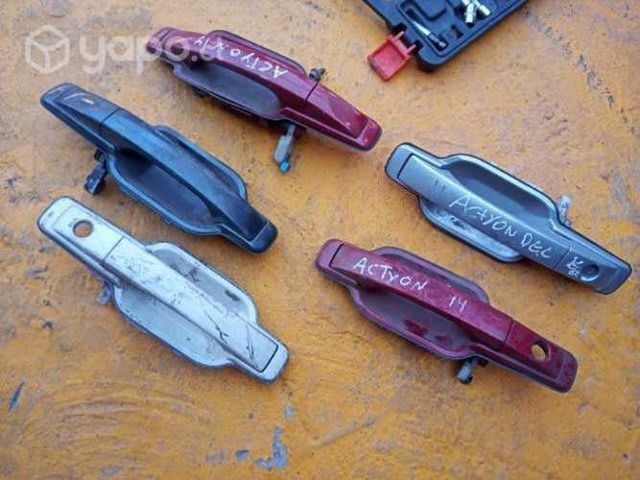 Ssangyong actyon manilla puerta exterior original