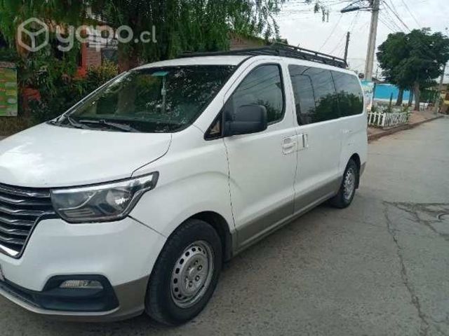 Furgon 11+ 1 Hundai 2.5 diesel