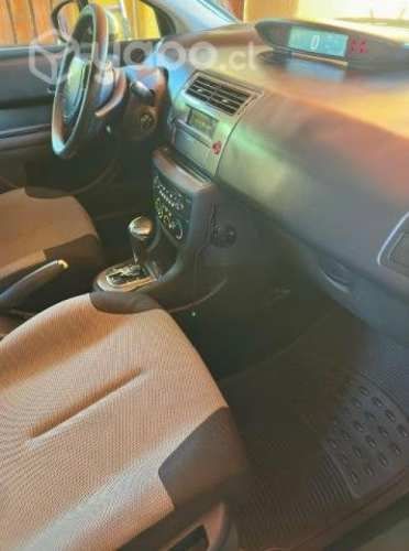 Vendo Citroën c4, año 2010, 131.000 km, automático