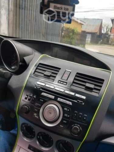 Se vende MAZDA MAZDA3 2011