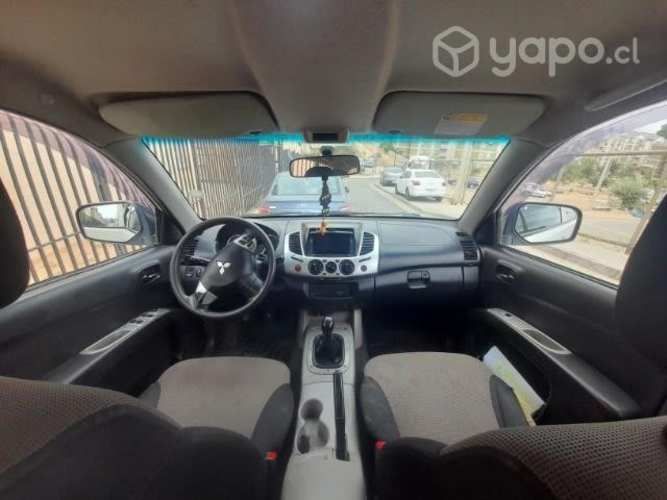 Mitsubishi l200 katana