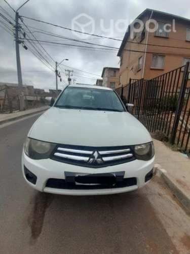 Mitsubishi l200 katana