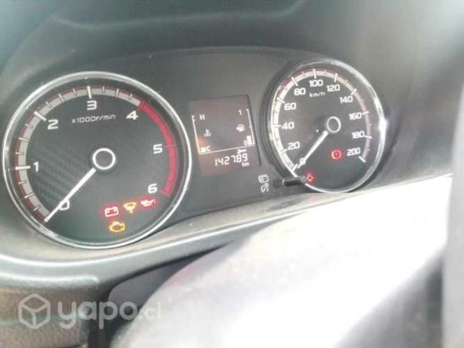 Mitsubishi l200 2021