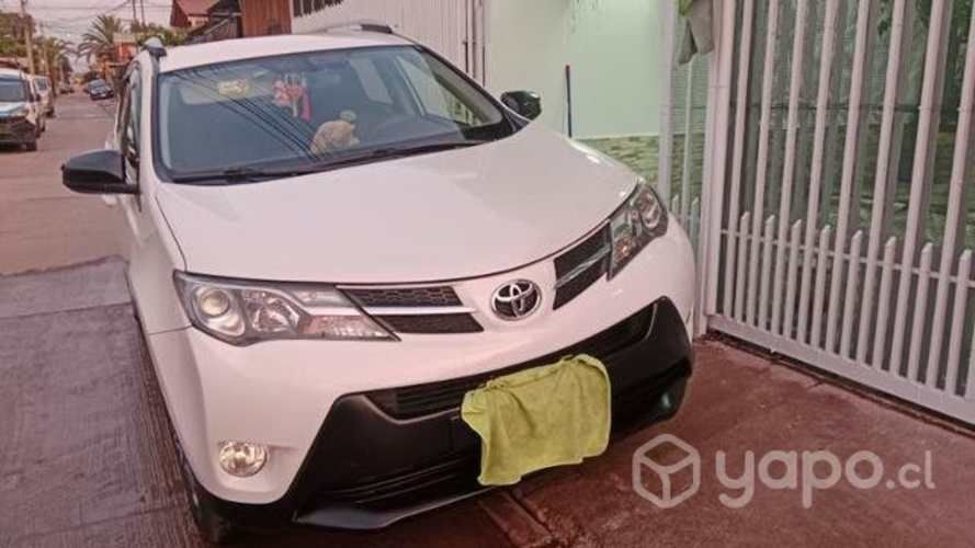 Venta de rav4 2015