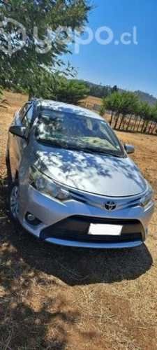 Se vende Toyota Yaris año 2014