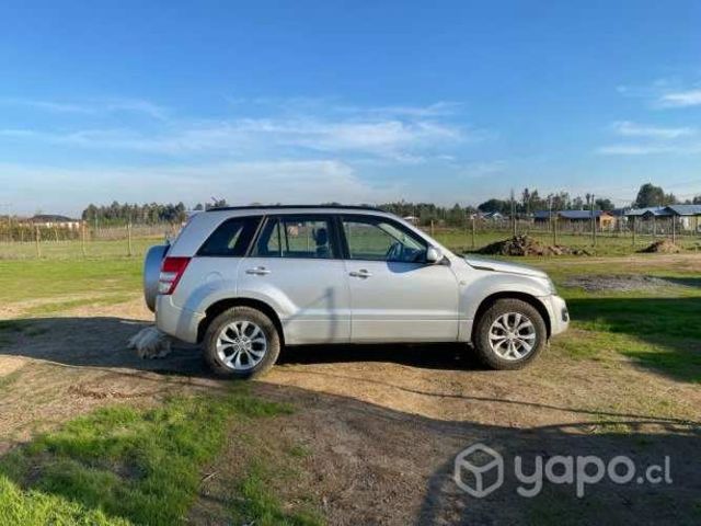 Suzuki grand nomade 2015