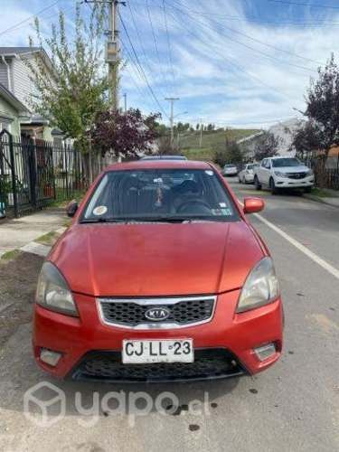 Kia motors rio 2010