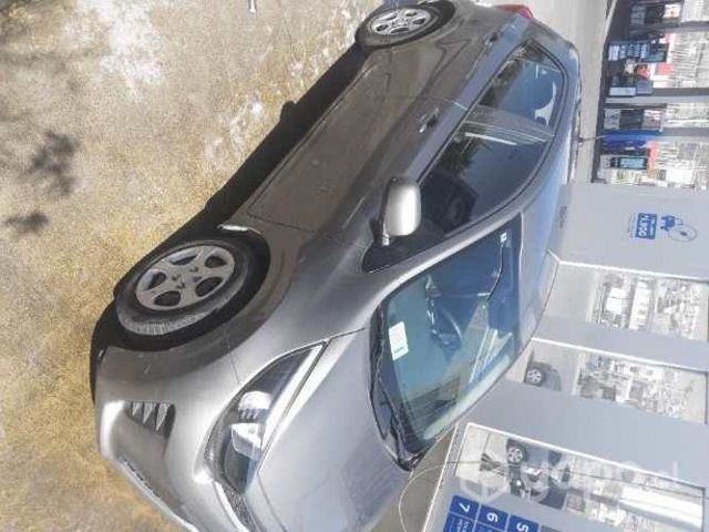 Kia morning con papeles al dia