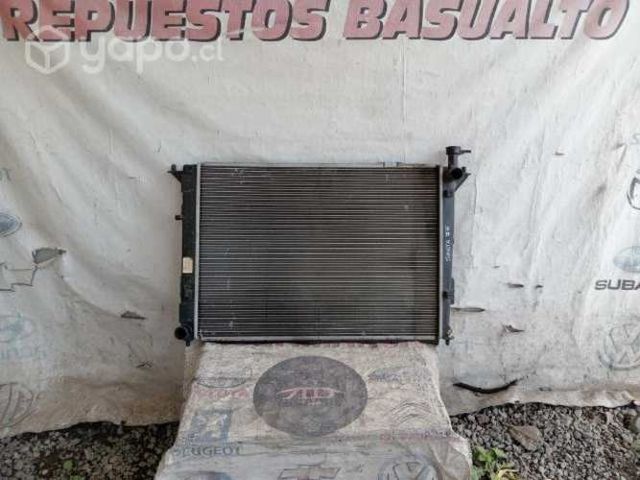 Radiador de agua hyundai santa fe, sorento 13-18