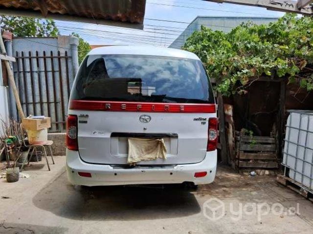 Furgón de carga documentos al día, buen estado