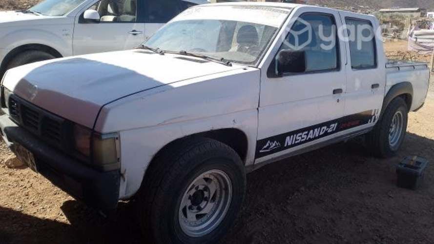 Nissan d21 2000
