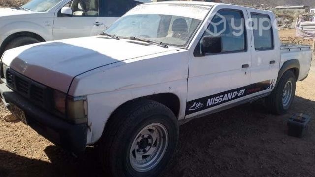 Nissan d21 2000