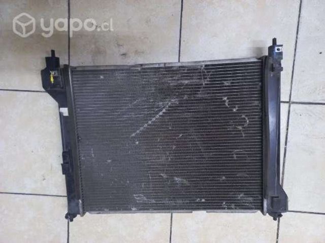 Radiador de agua nissan sentra 2018 1.8