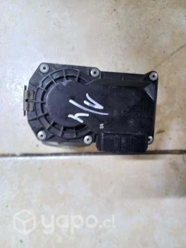 Cuerpo de aceleración nissan new versa 2022