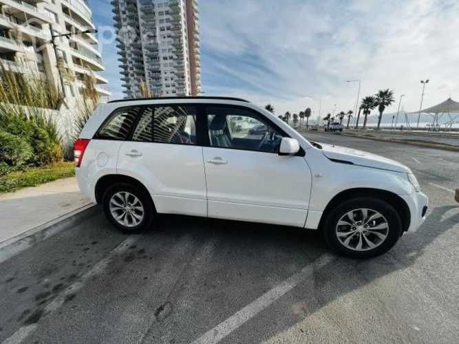 Suzuki grand nomade 2014