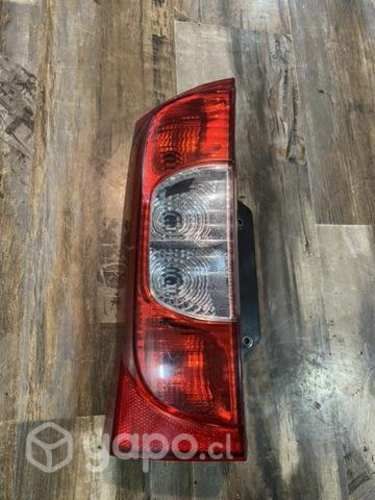 Foco trasero izquierdo Fiat fiorino city año 2018