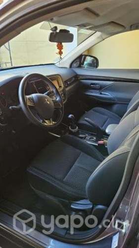 Mitsubichi Outlander 2.0 año 2019