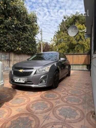 Auto Chevrolet automático 2014