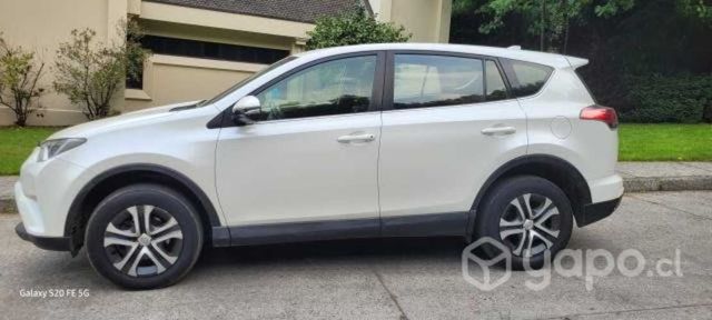 VENDO Toyota Rav 4 año 2017