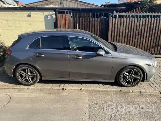 Mercedes benz a200 amg line 2022