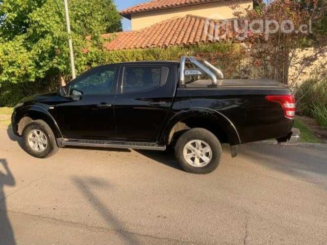 Mitsubishi l200 2019