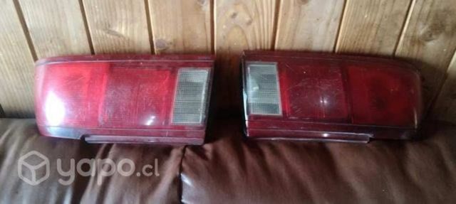 Focos de v16 traseros