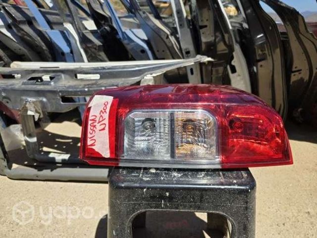 Optico Trasero Derecho NP300