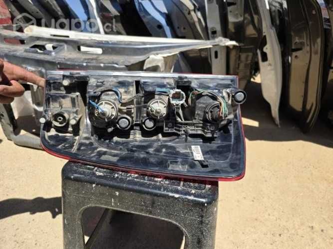 Optico Trasero Derecho NP300