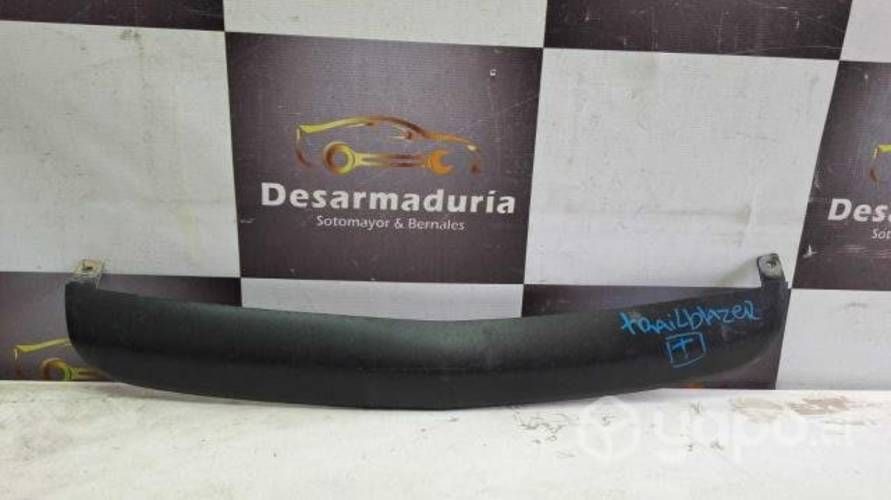 Moldura trailblazer trasera 2.1