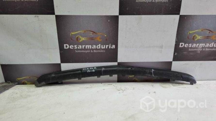 Moldura tracker 2013 a 2016 2.1