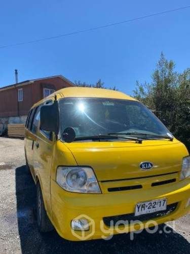 Furgón KIA BESTA