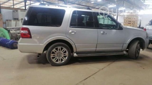 Ford Expedition limited 2013 4x4