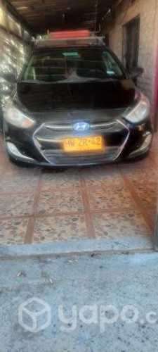 Colectivo Hyundai accent año 2017