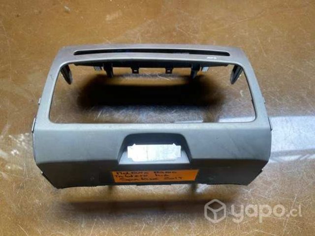 Moldura Radio tablero Kia Sportage 2015