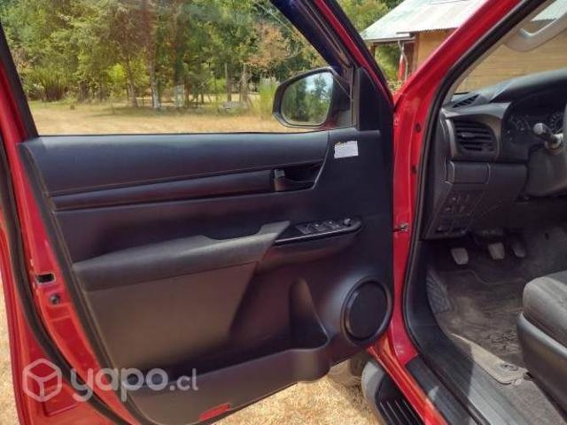 Toyota Hilux 4x2 excelente estado, Villarrica.