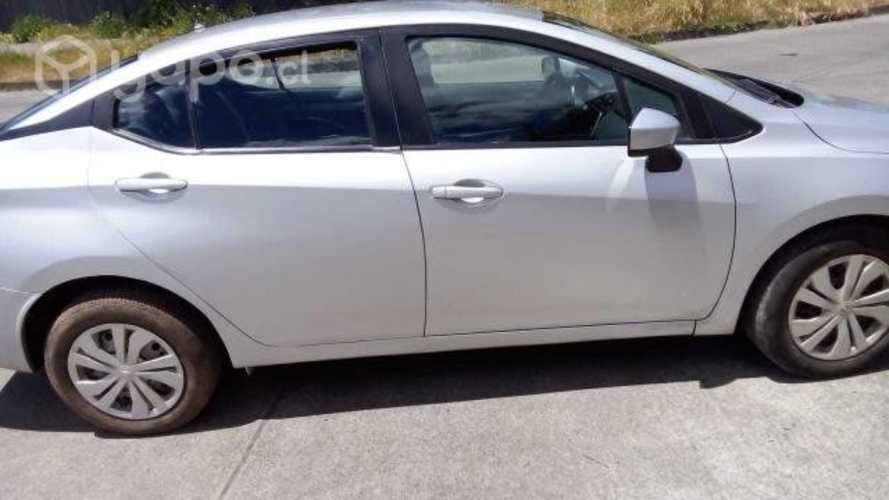Nissan versa 2020