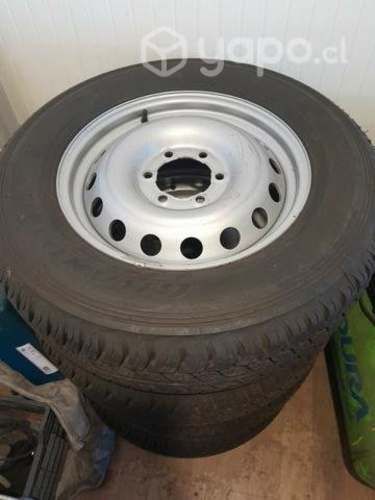 Llantas con neumaticos