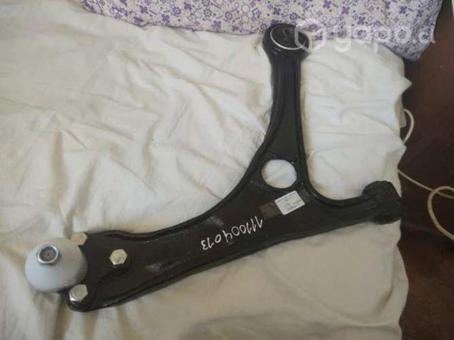 Bandeja derecha Chery Tiggo 2 nueva