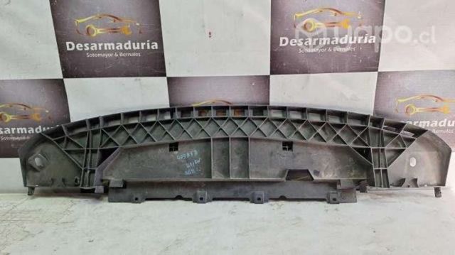 Cubre motor Kangoo 2.1