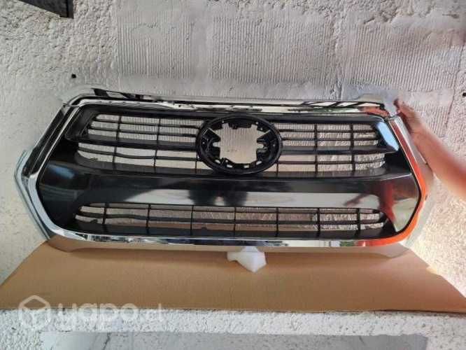 Mascara Hilux Cromada (2019-2023)