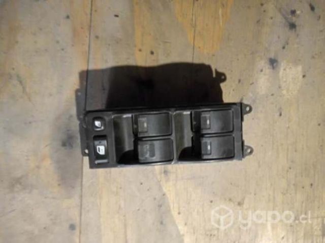 Suzuki ciaz vitara botonera alza vidrios puerta