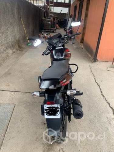 Moto bajaj pulsar 150cc 2022