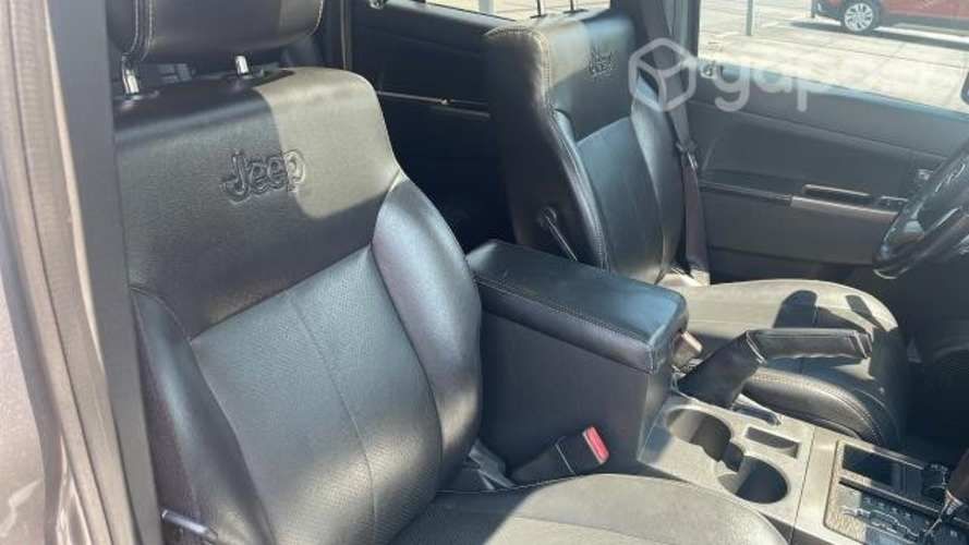 New cherokee limited 4x4 3.7 aut