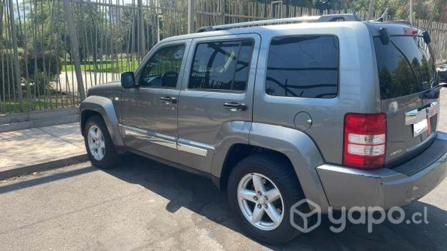 New cherokee limited 4x4 3.7 aut