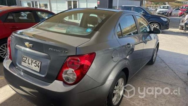 Chevrolet sonic 2015