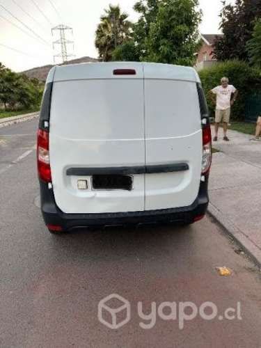 Camioneta Renault dokker