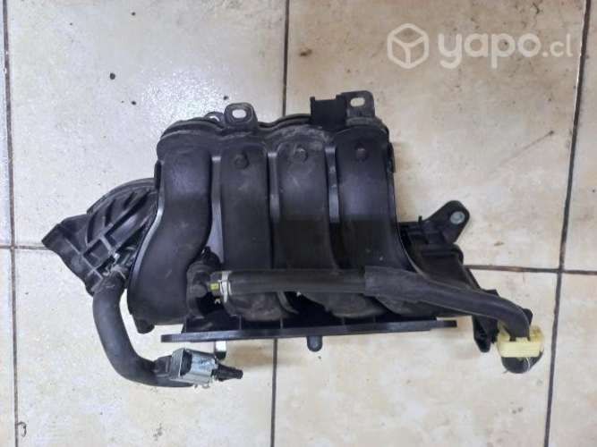 Múltiple de admisión nissan new versa 2022